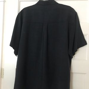 Men’s short sleeve, button down, silk shirt